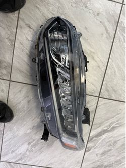 2022 Honda accord left headlight
