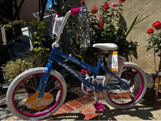 Girl’s 20” bike NEW with Med size helmet