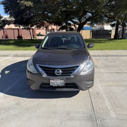 Nissan Versa 2015