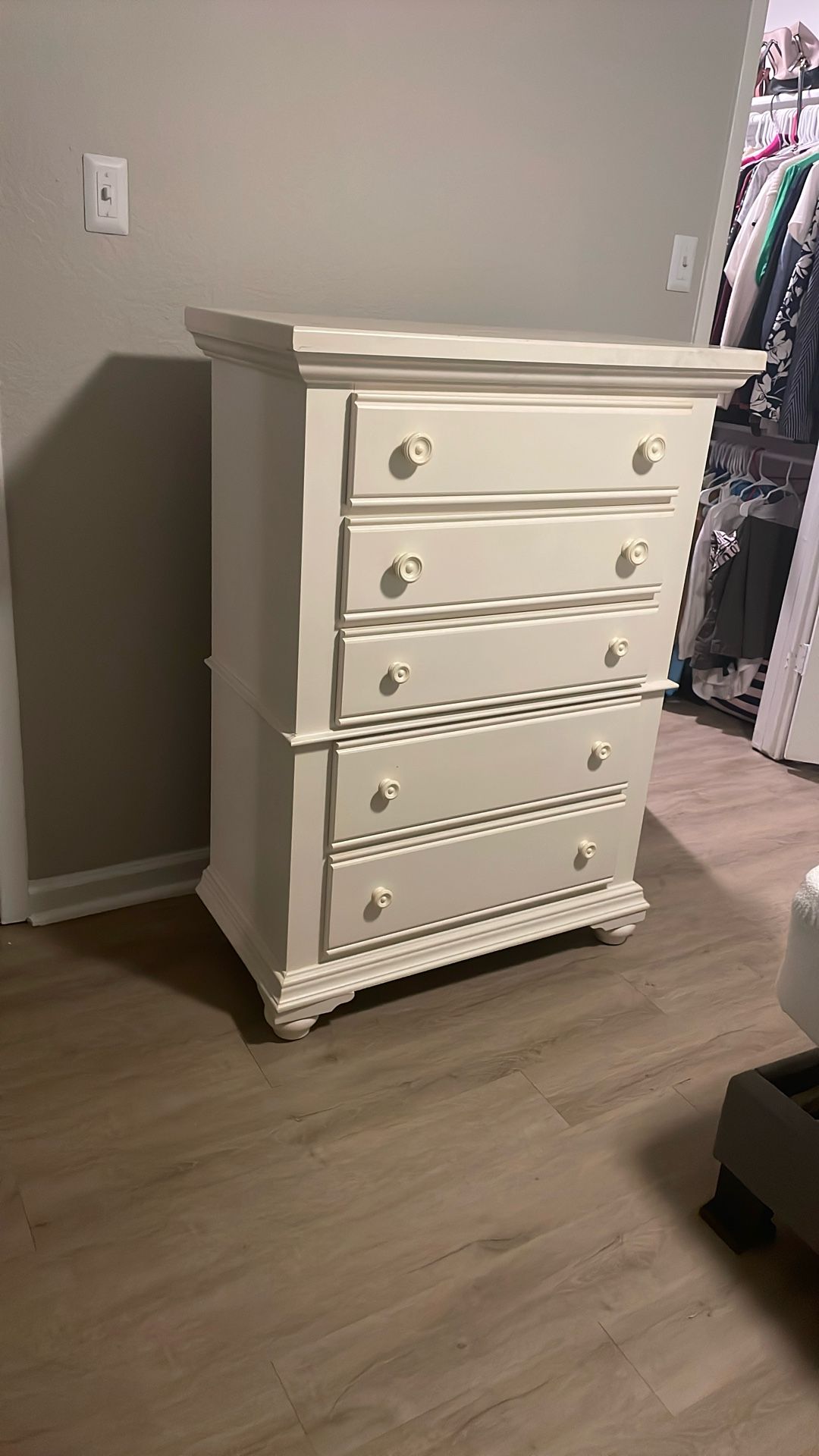 Real Wood, Made Here In The USA  GREAT CONDITION 