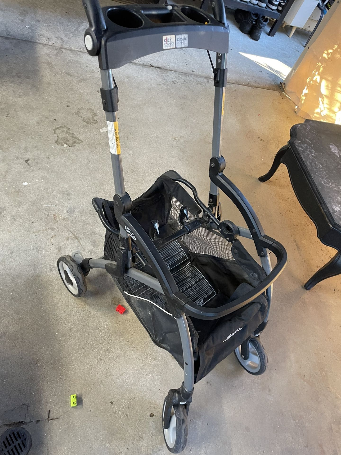 Graco Snugrider Infant Car Seat Frame Stroller 