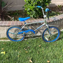 Old School 1980s Cycle Pro Macho BMX Bicycle