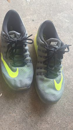 Nike tennis shoes