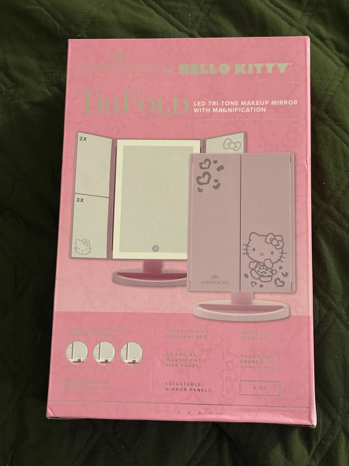 Hello Kitty Trifold LED Tri-Tone Makeup Mirror with Magnification