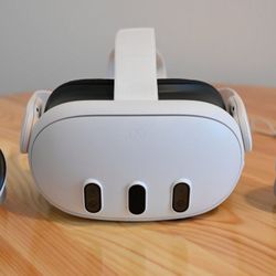 Oculus 3 528gb Like New! 6 Weeks Old!