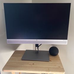 HP E243m Monitor in Excellent Condition 