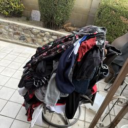 FREE BOYS + MENS CLOTHES SIZE M-L