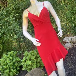 Lulu’s NWOT red polyester spaghetti strap asymmetrical ruffle bodycon dress Medium 