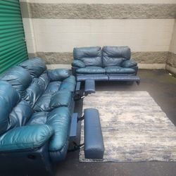 Blue Leather Couches 🛋 Delivery Available 