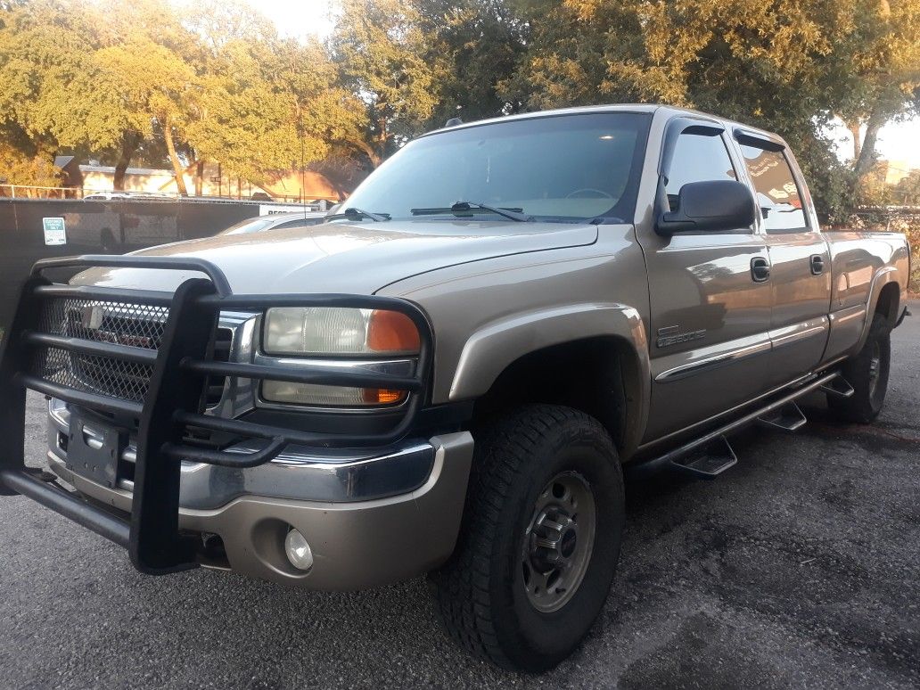 2004 GMC Sierra 2500 HD