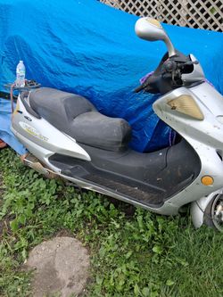 Urban touring TK 150 -H  scooter