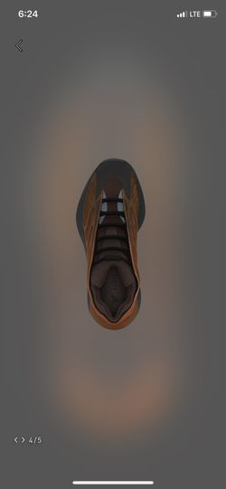 Yeezy 700 V3 Copper fade 