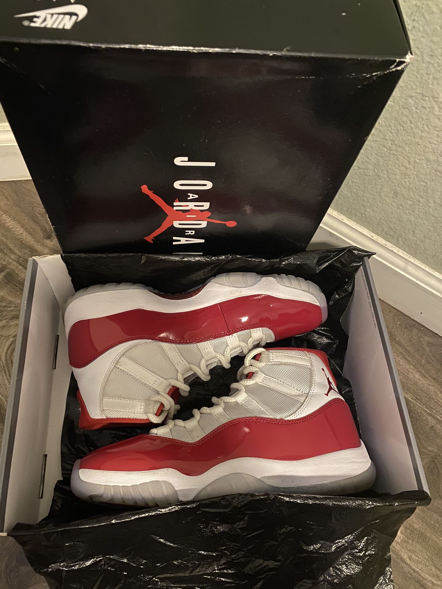 Jordan Cherry 11’s