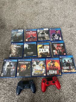 Lot of PS4 games and 2 controllers