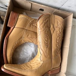 Lagarto- Beige Ostrich Leather Boots