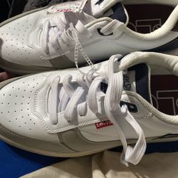 NEW Levi Sneakers 9.5