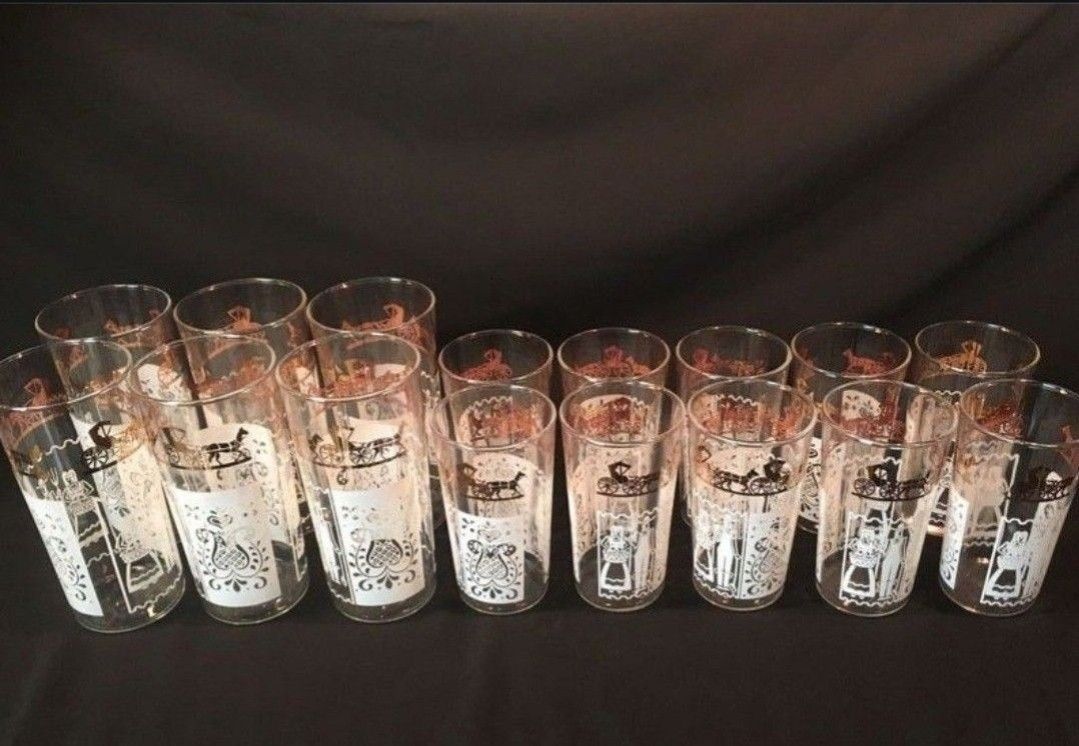 1950s Anchor Hocking glassware Gold n White Pennsylvania Dutch Collection. Tall Tumblers and Juice Glasses. Antique classics. SEE FULL AD BELOW