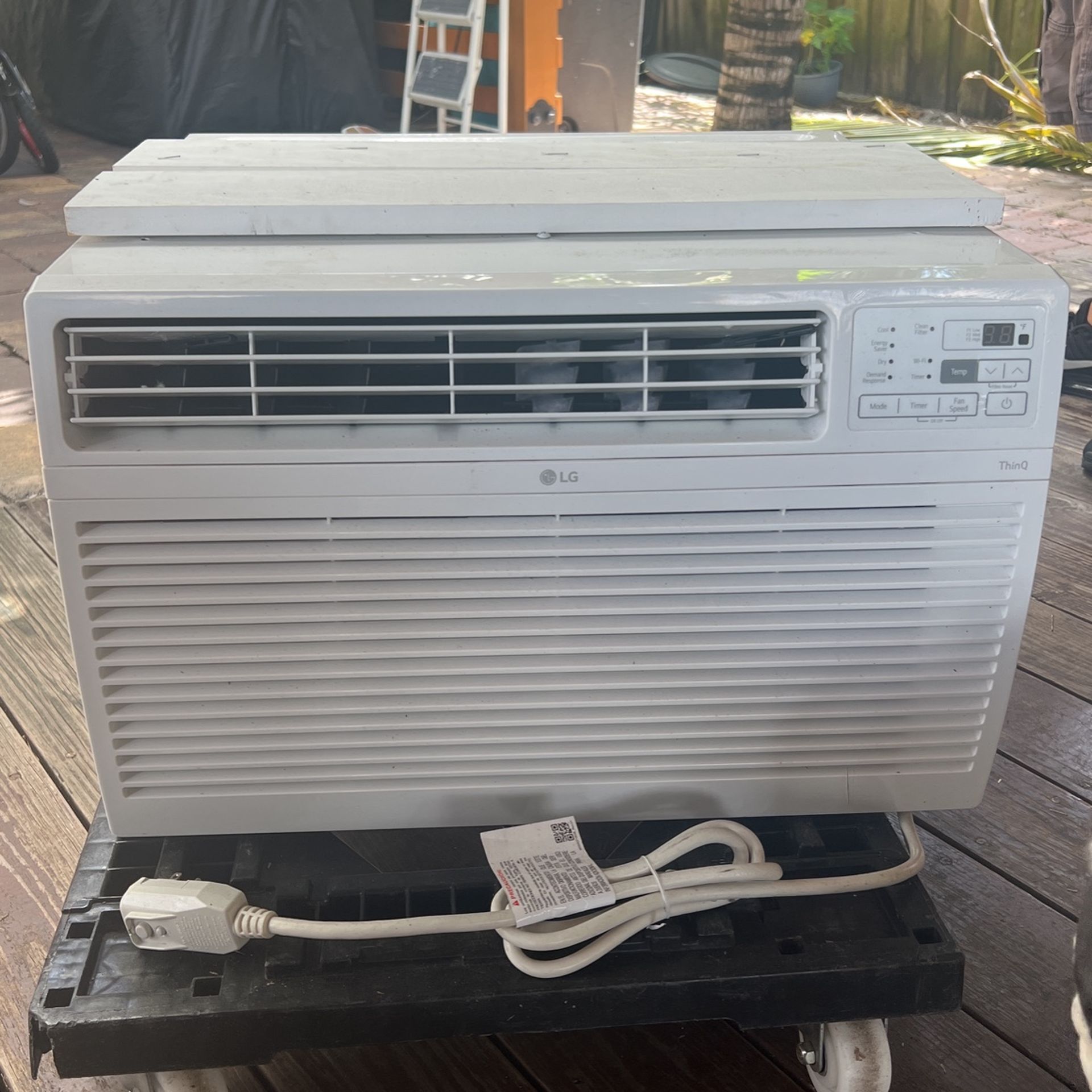 LG Air Conditioner