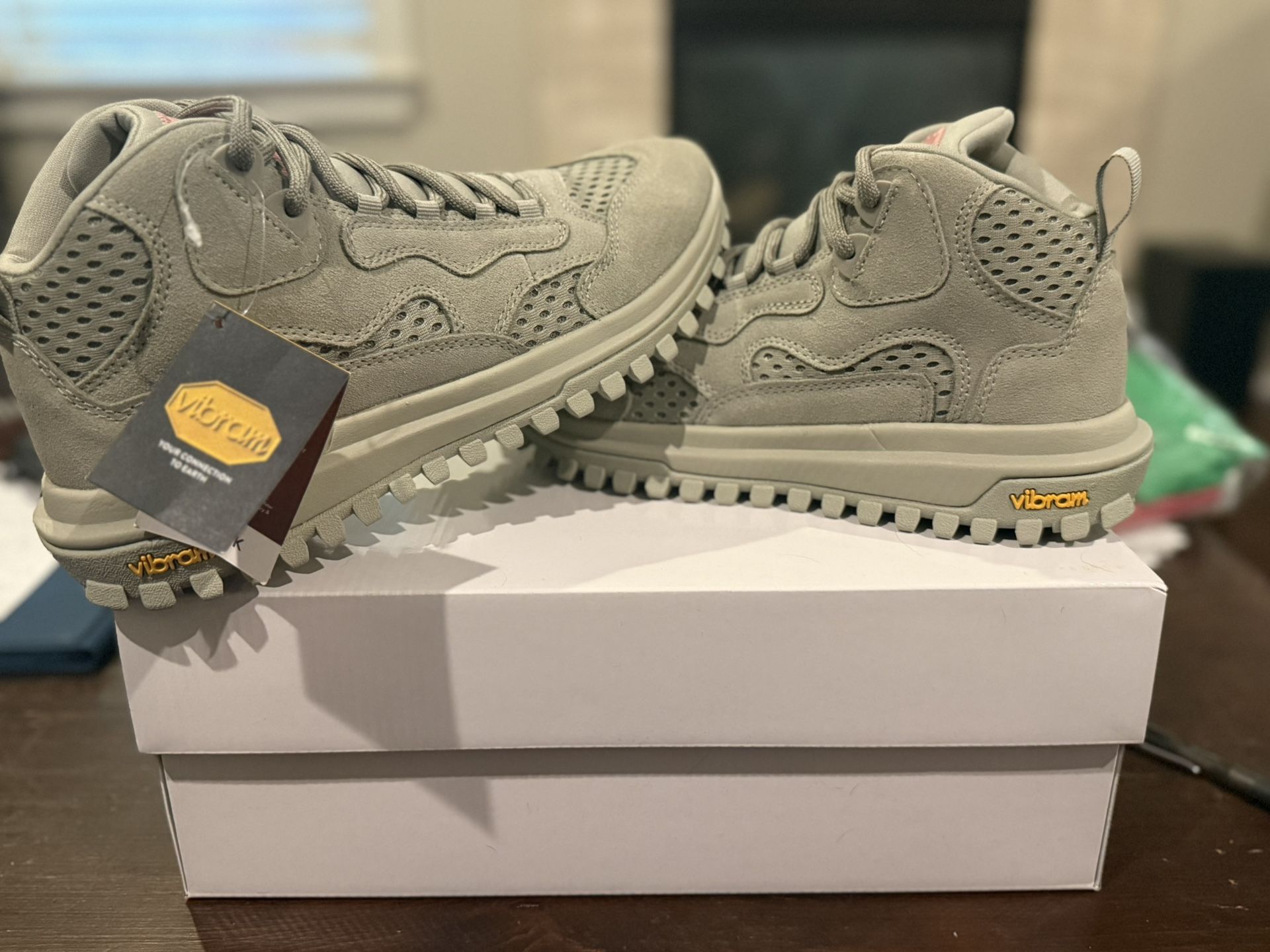 NEW Brandblack Santa Monica Cement Sneakers/Hiking. . Size 8 Men’s.