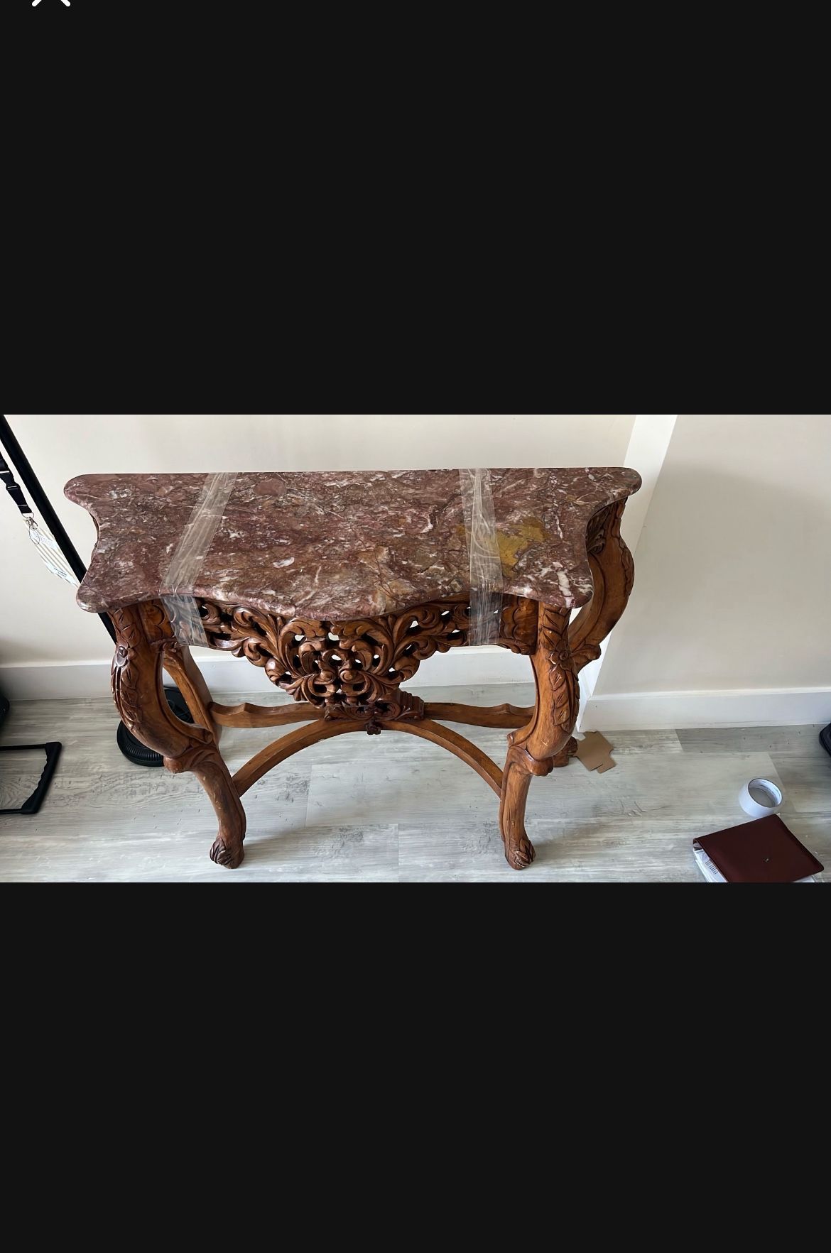 Console Table Marble Piece In Excellent Condition 