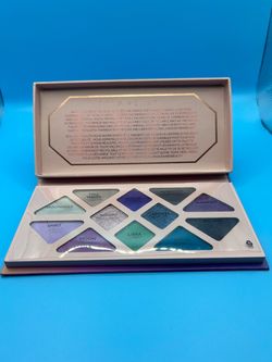 Athr Beauty Moonlight Crystal Eyeshadow Palette