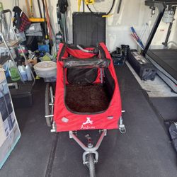 Aosom Elite Three-Wheel Bike Trailer for Kids $80.00