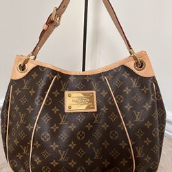 Authentic Louis Vuitton Galliera PM