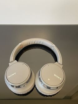 Sony Noise Cancelling Headphones WHCH700N - Wireless Bluetooth Over The Ear Headset