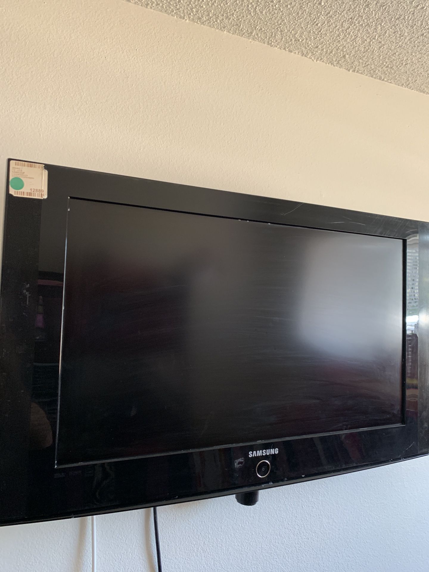 32" plasma TV
