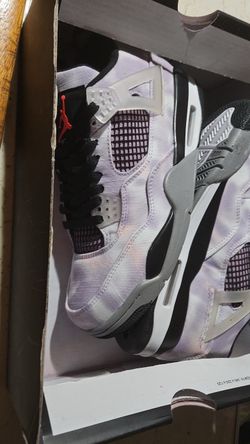 Jordan retro 4 8 1/2