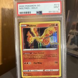 2022 POKEMON GO MOLTRES HOLO PSA 9