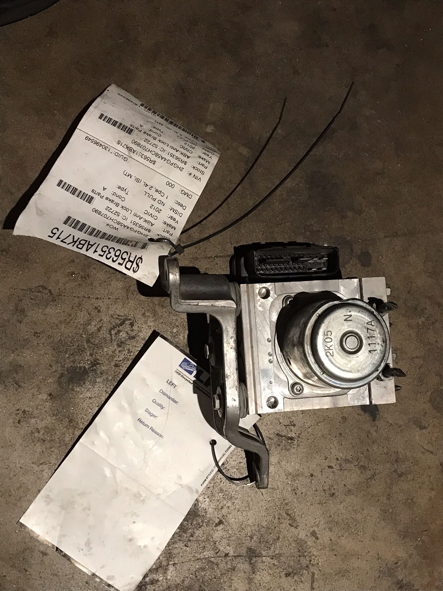 Vsa Module Computer Chip Civic Honda Civic VSA ABS module for Sale in Brandon, FL - OfferUp