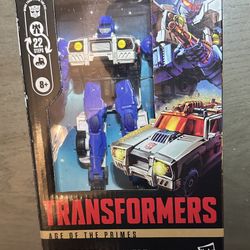 RED ALERT AUTOBOT Transformers Age of the Primes Takara Tomy Hasbro NEW SEALED