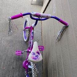 Girl bike
