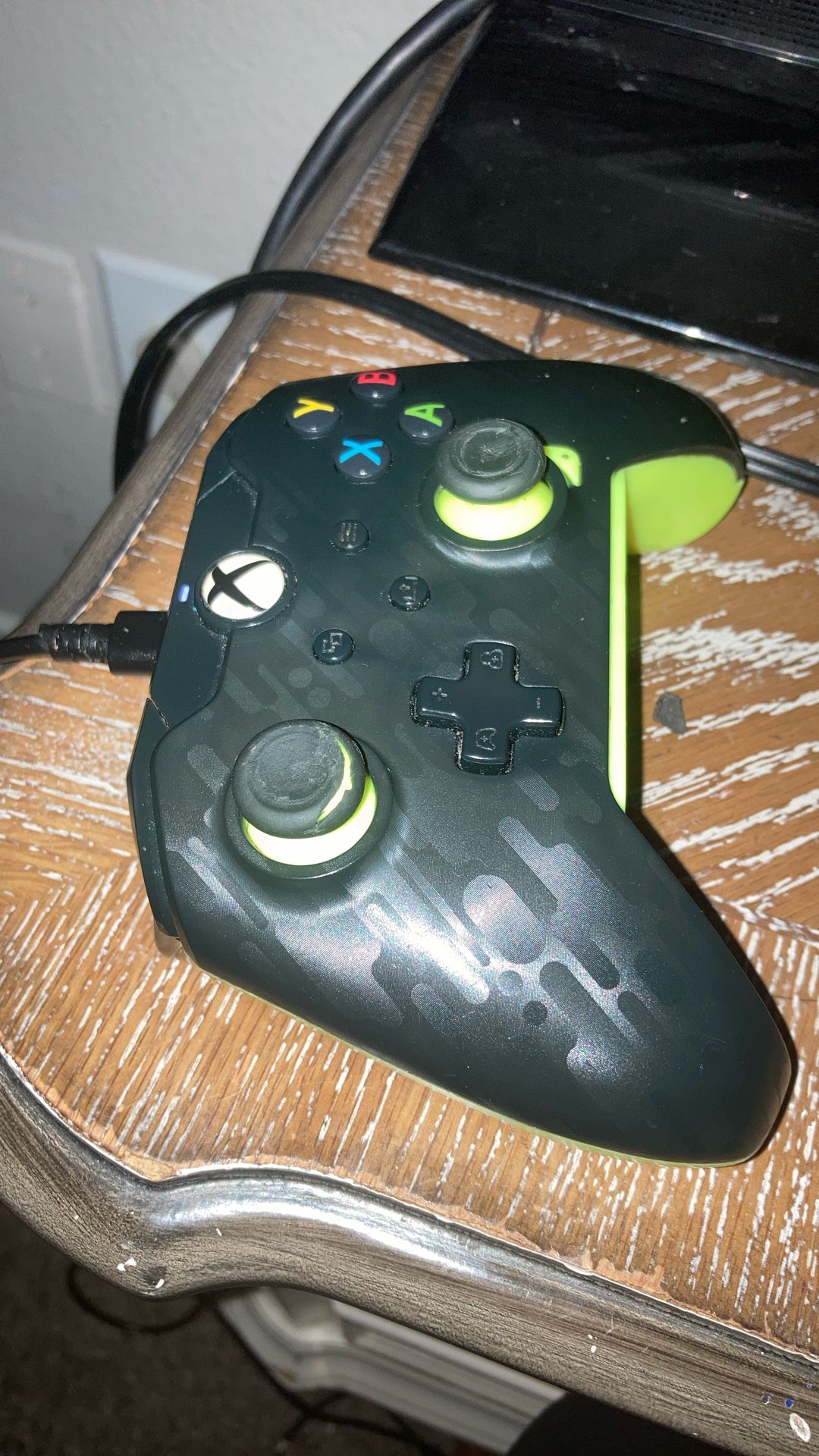 Xbox Series S (cables Included)