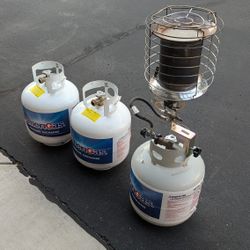 Propane Heater with 3 Tanks (2 Empty)
