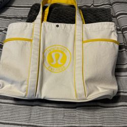 Lululemon Tote Bag 20L Logo