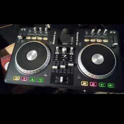 DJ Controller