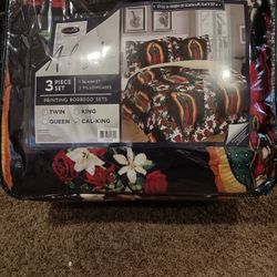 New Cal- King  I Blanket 2 Pillow Cases Nice For 50.00