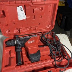 Milwaukee Rotary Hammer