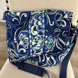 Vera Bradley, blue design messenger bag