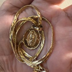 Saint Mary Necklace Gold Plated/oro Laminado