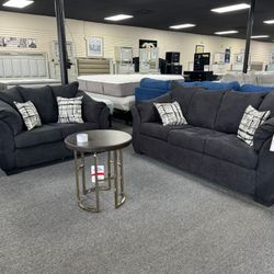 Black Sofa & Loveseat Set. Delivery & Set Up Available 
