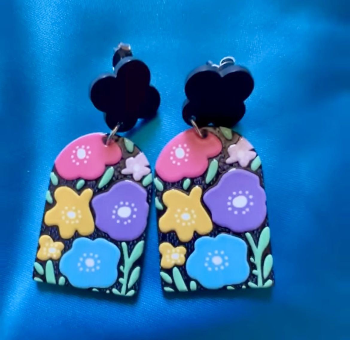 Retro Abstract Flower Earrings