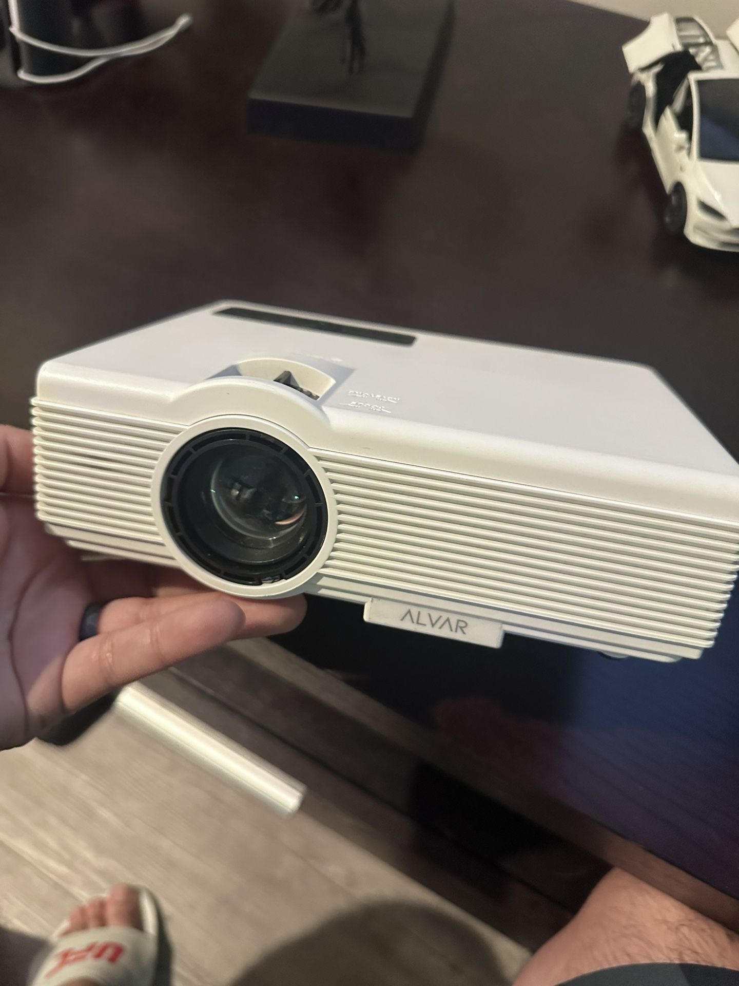 1080p ALVAR Projector