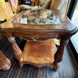 AICO By Michael Amini SOVEREIGN End Table