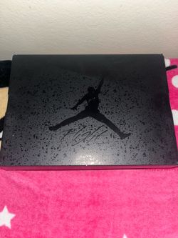 Air Jordan 4 Retro Black Cat Size 10
