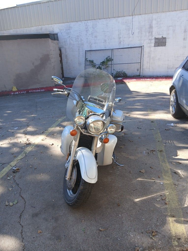 2006 Yamaha Roadstar Tour Deluxe