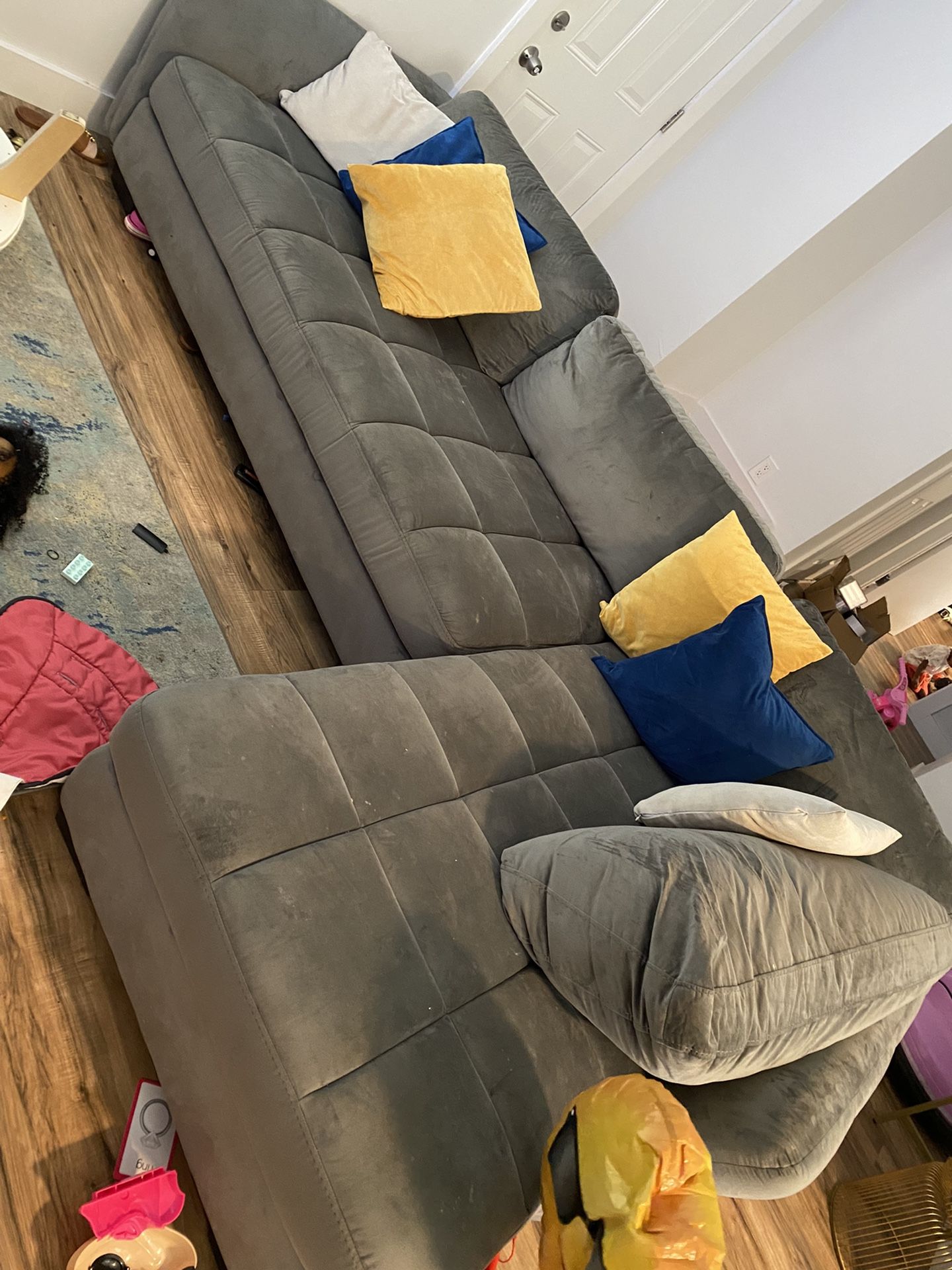 Room to go Sectional for Sale in Miami, FL OfferUp