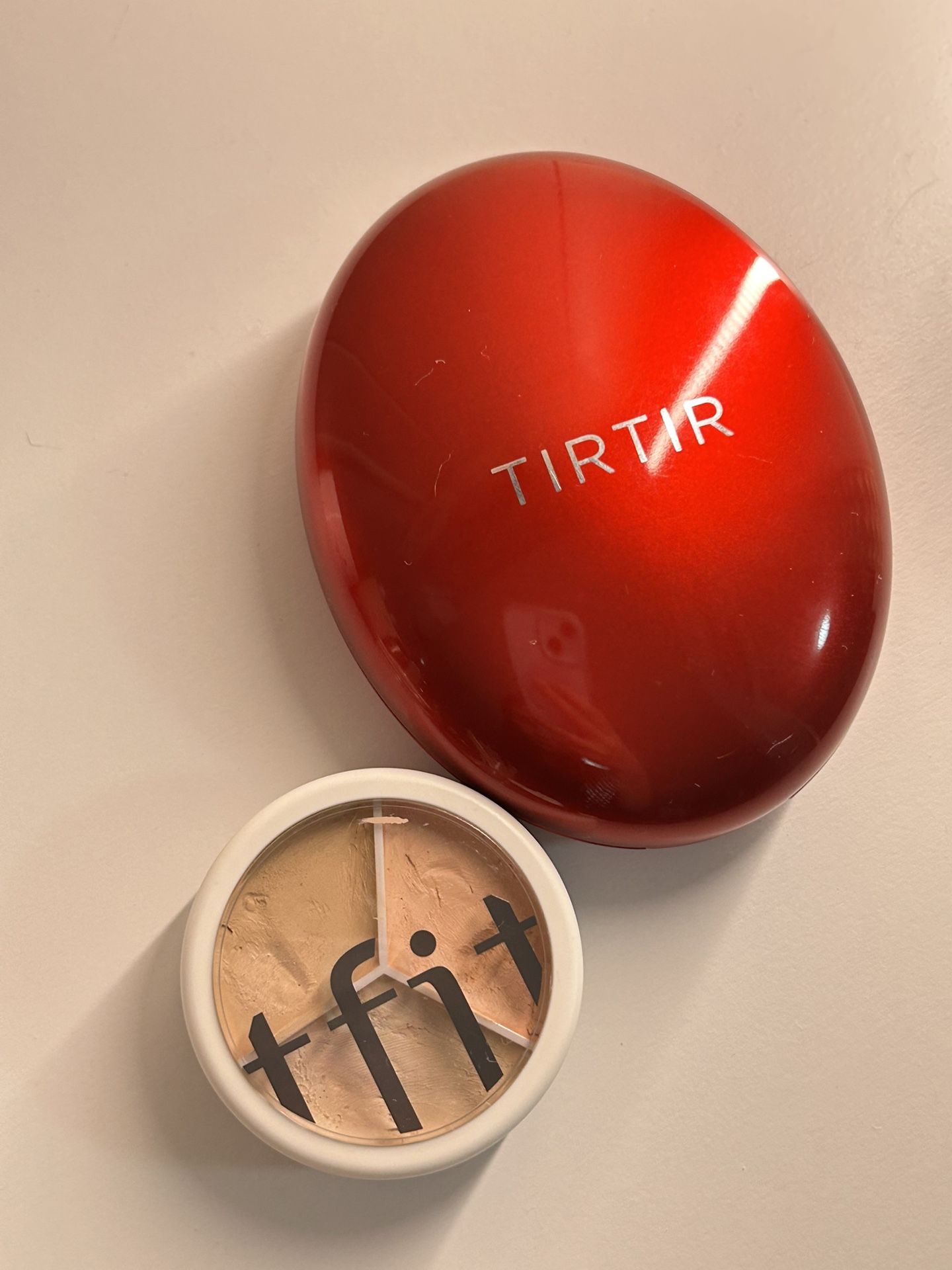 Titir foundation And tfit Concealer